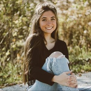 Meet your Posher, Aimee